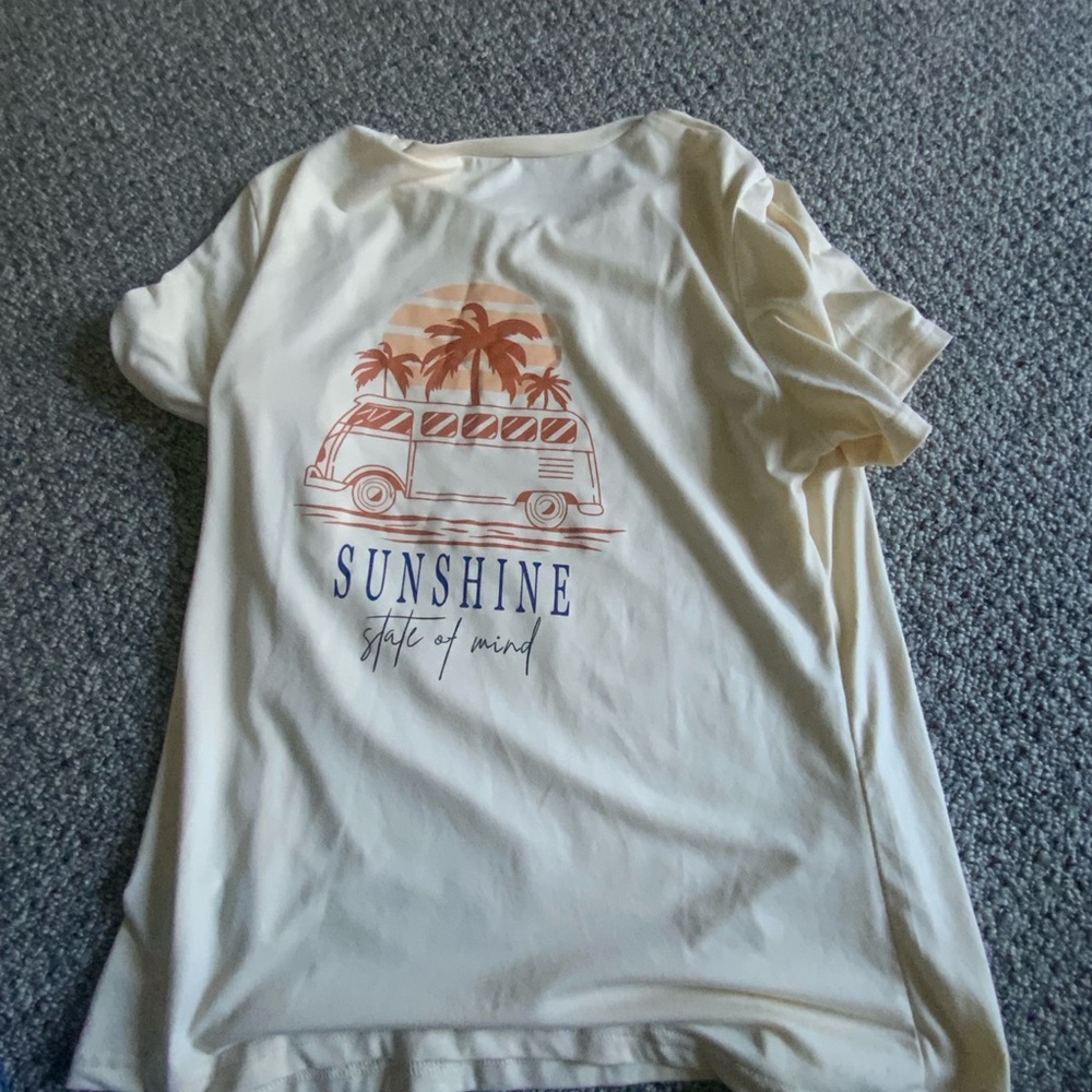 SHEIN Cream T-Shirt with Palm and Van Graphic